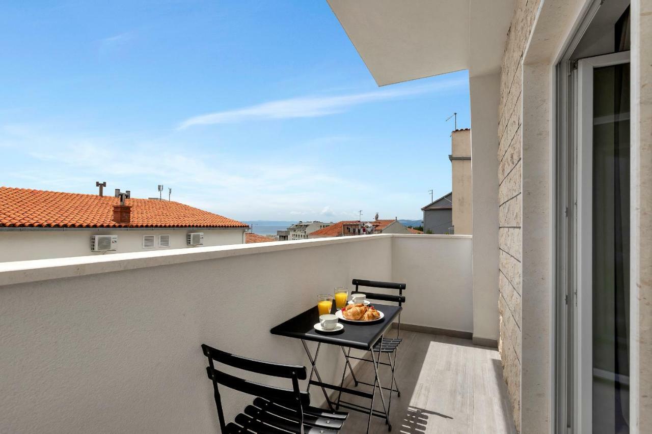 Apartments Morpheus Makarska Exteriör bild